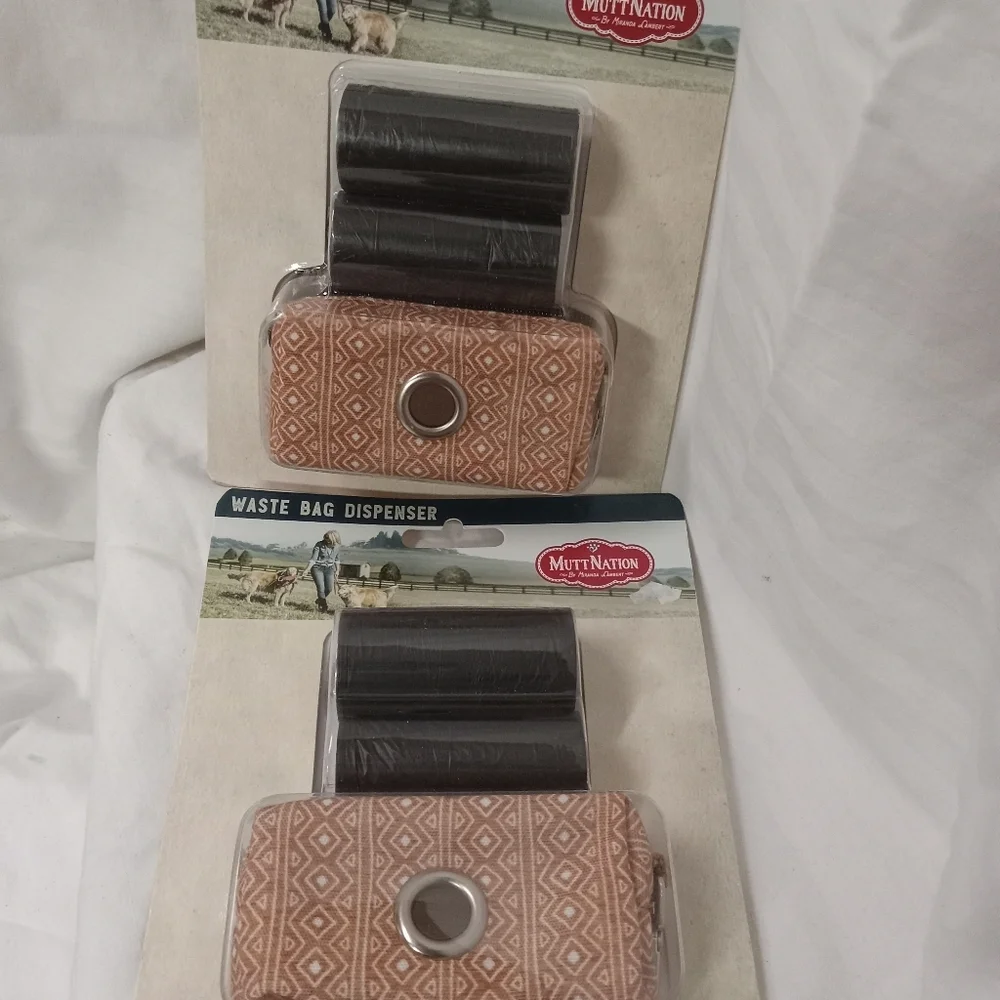2 - Mutt Nation Dog / Puppy Waste Bag Dispenser w/ clip By Miranda Lambert NEW